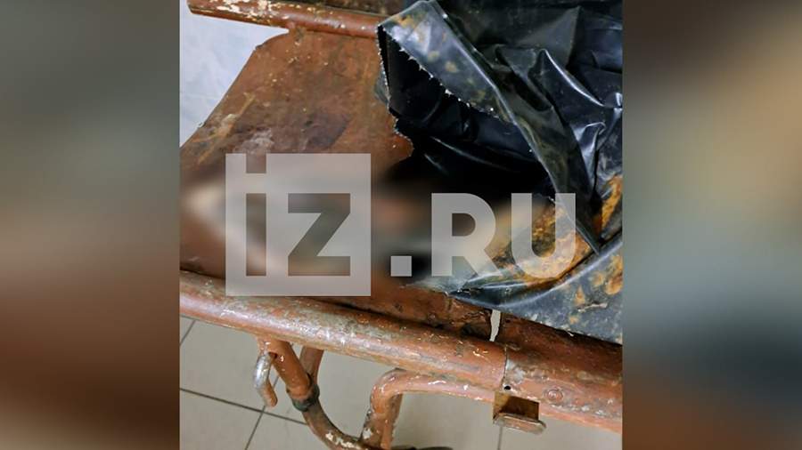 Многодетная мать из Ленобласти спала с трупом своего мужа