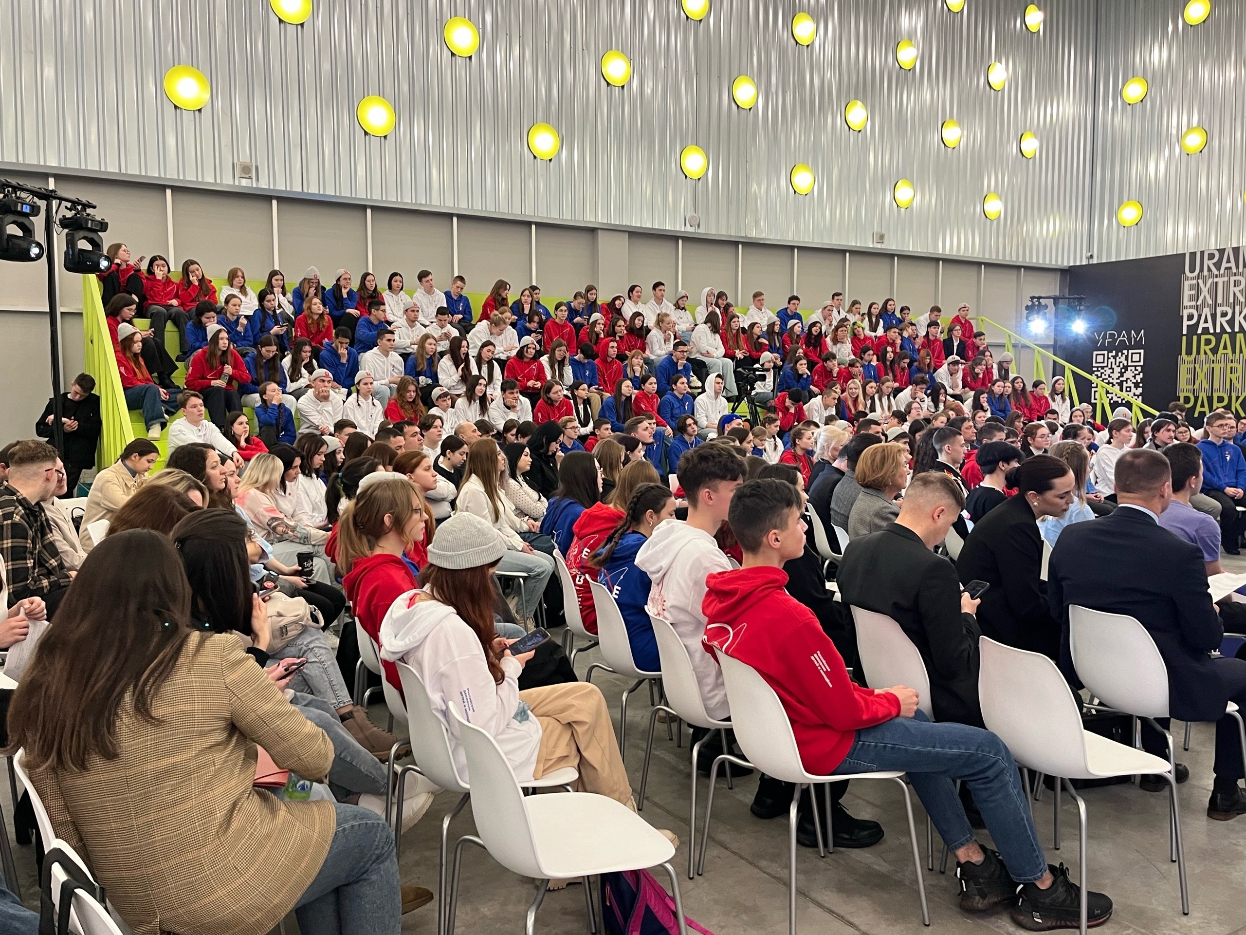 Татарстанские школьники предложили создать банковскую карту для детей