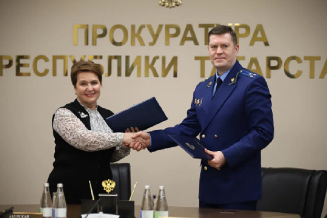 Суяргулов и Сабурская подписали соглашение о сотрудничестве