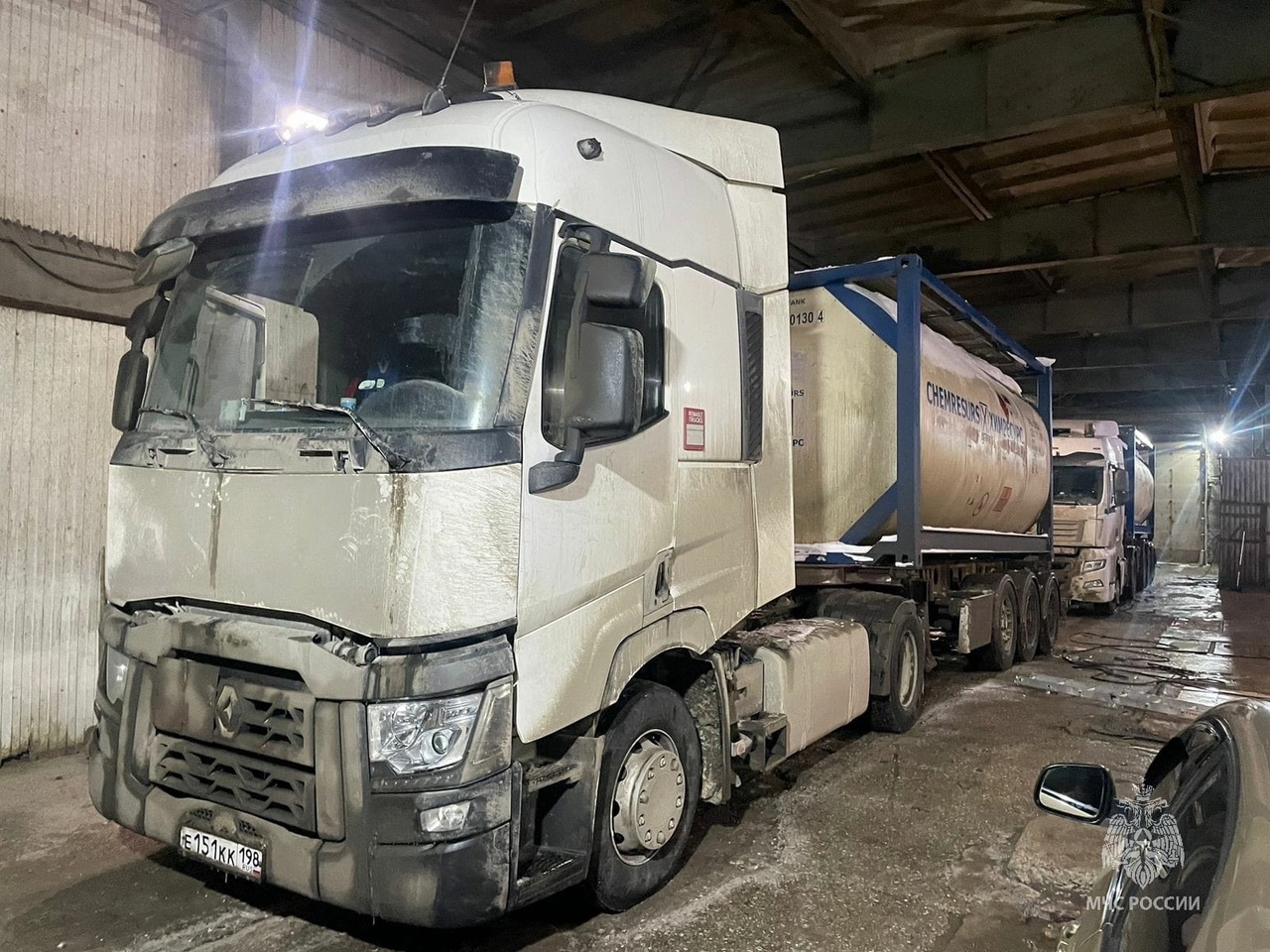 Автоцистерна перевозила токсичное вещество — Гексен-1.