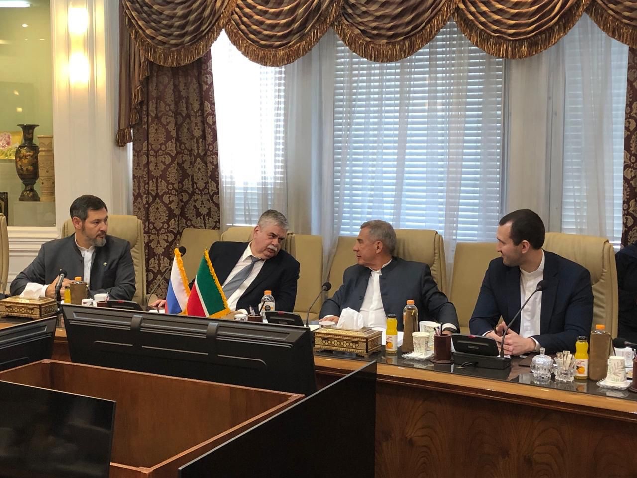 Минниханов обсудил сотрудничество с главой иранской нефтяной компании