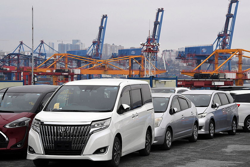 Плата за ввоз автомобилей в Россию из ЕАЭС изменится с 1 апреля