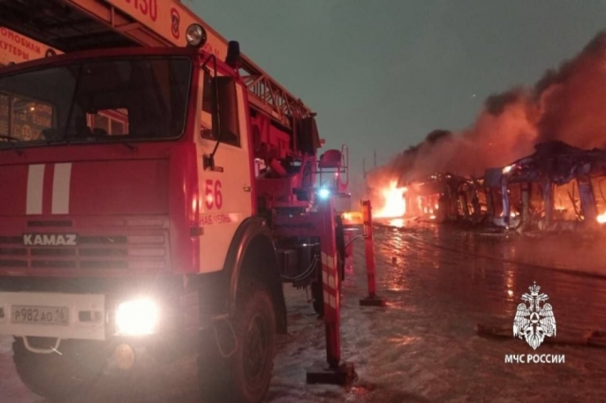 Погорельцам с челнинского рынка дали льготные условия в другом месте