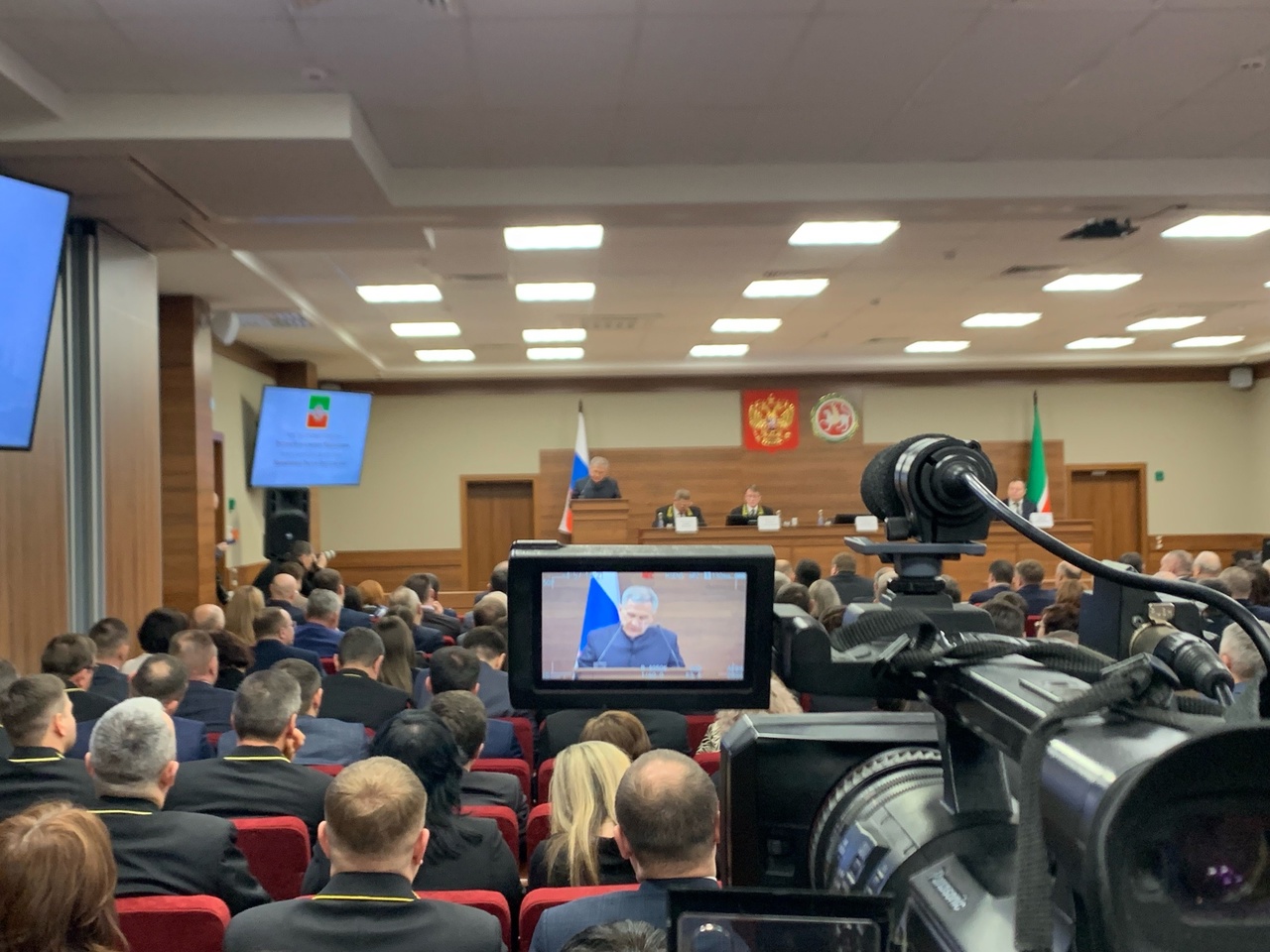 Минниханов: «Проблема мигрантов рискует приобрести криминальный характер»