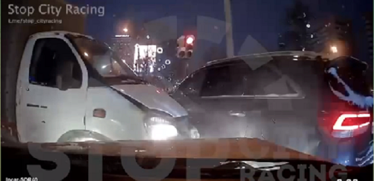 Виновника ДТП с тремя автомобилями в Казани на год лишили прав