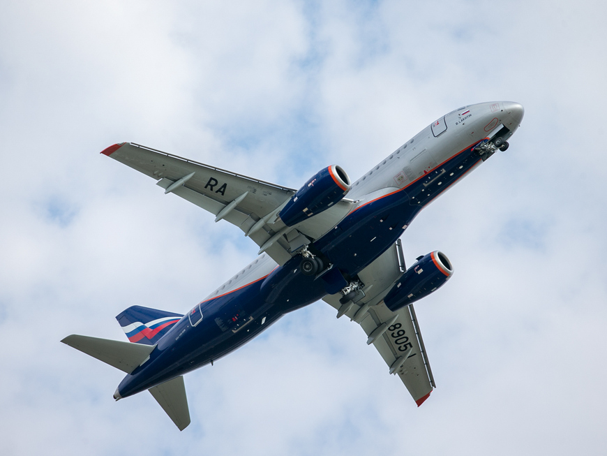 Из-за тумана в Казани пассажиры авиарейса застряли в Шереметьево