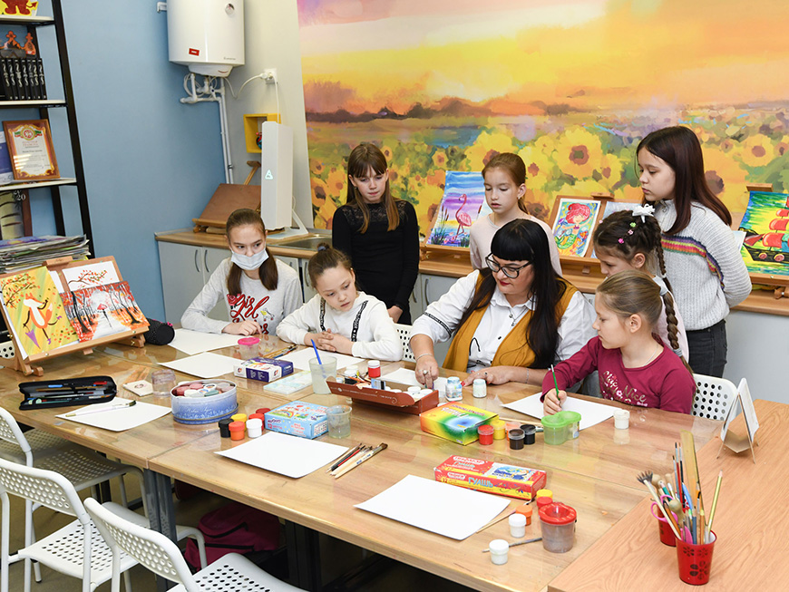 Подростковые клубы Казани обработают от клещей почти за 1 млн рублей