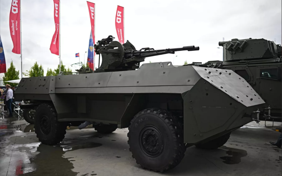 В армии России испытают челнинский беспилотный броневик «Зубило»