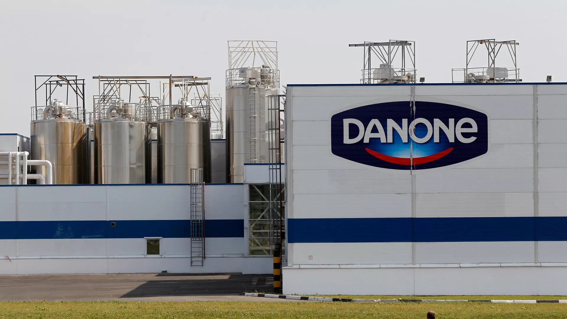Российскую часть Danone купят бизнесмены из Татарстана и Чечни