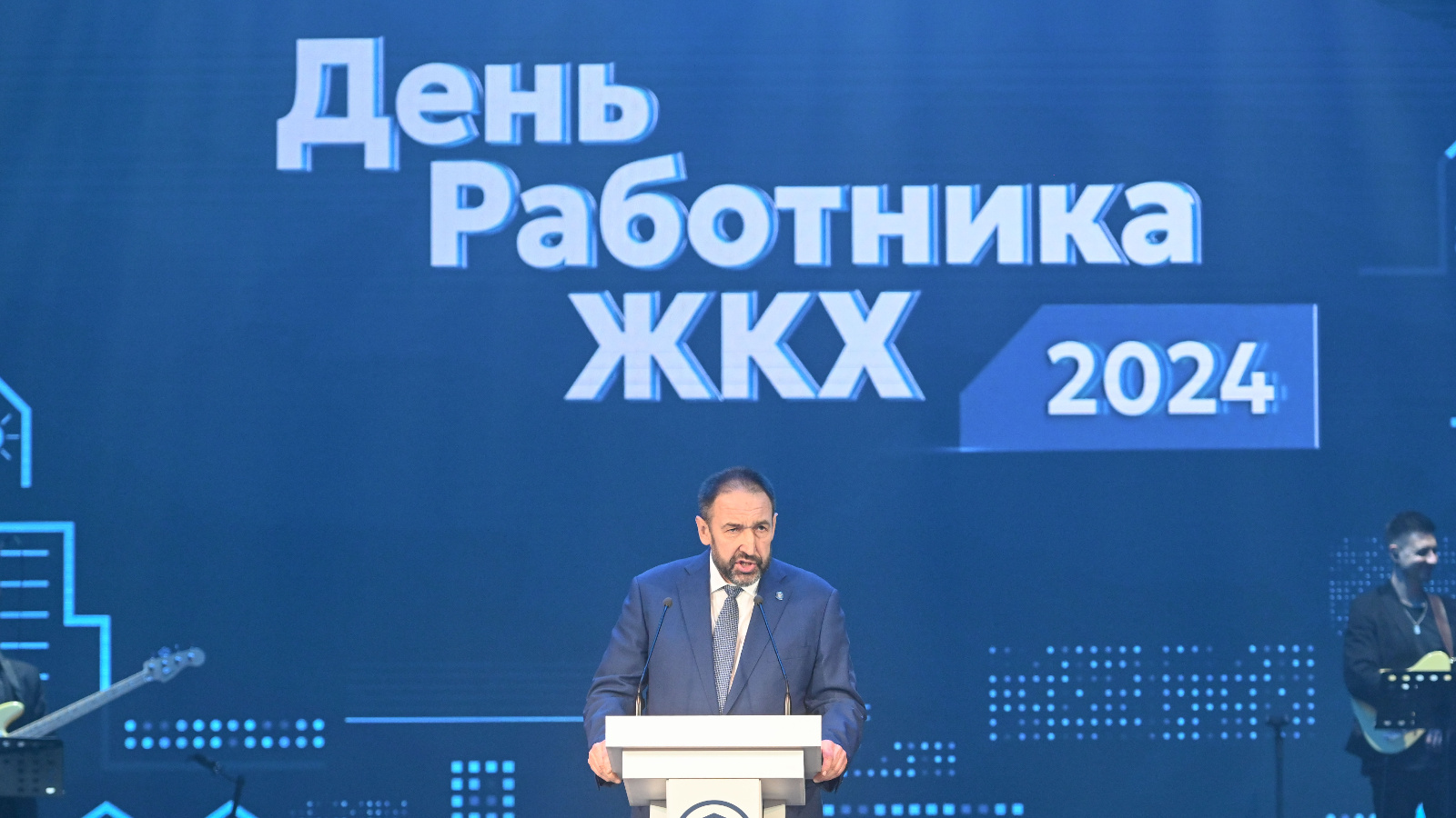 Песошин — о долгах районов за ЖКУ: «Не вся информация выплывает»