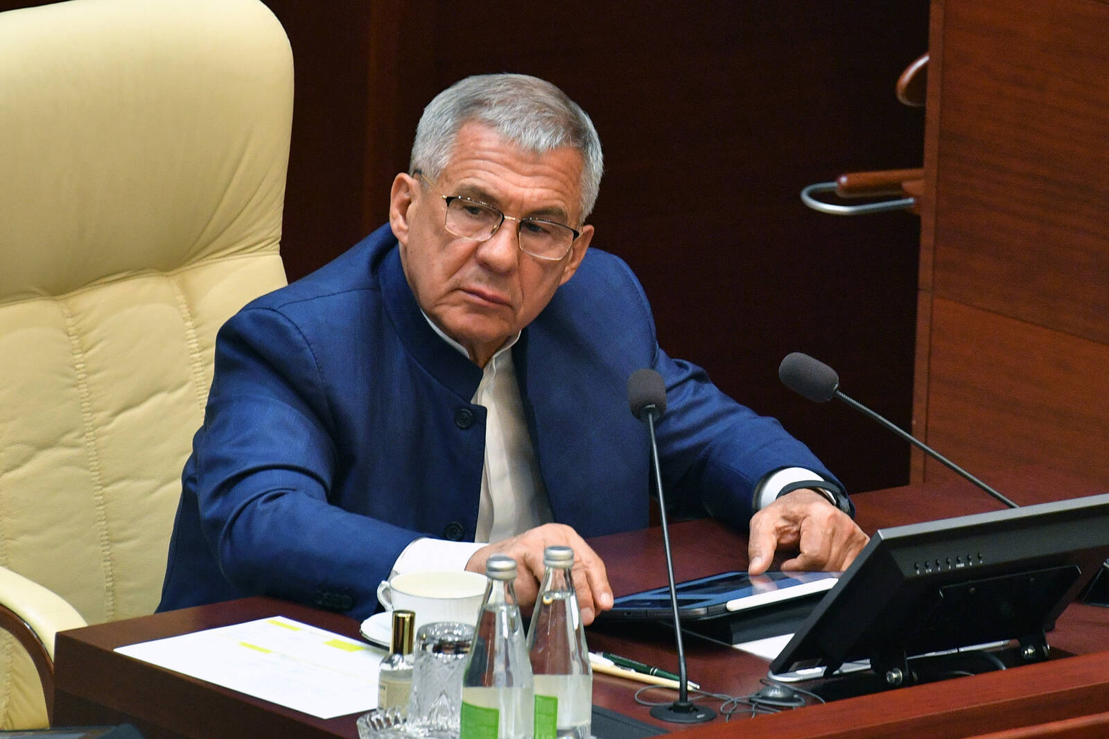 Минниханову не понравилась первая концепция детского парка в Казани