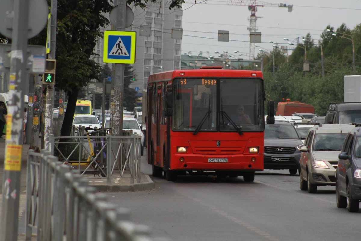 Казанцев предупредили о сбое табло, показывающих прибытие автобусов