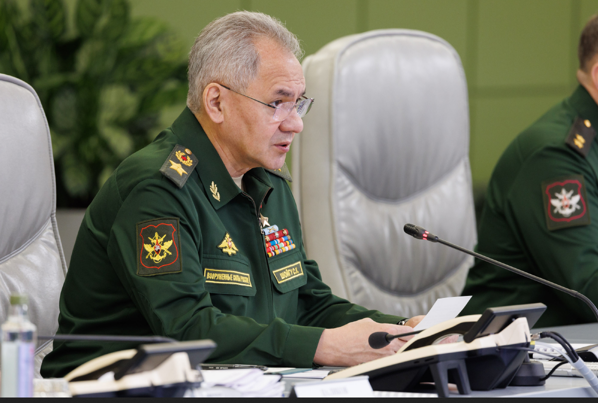 Шойгу назначил новых командующих Северным и Черноморским флотами