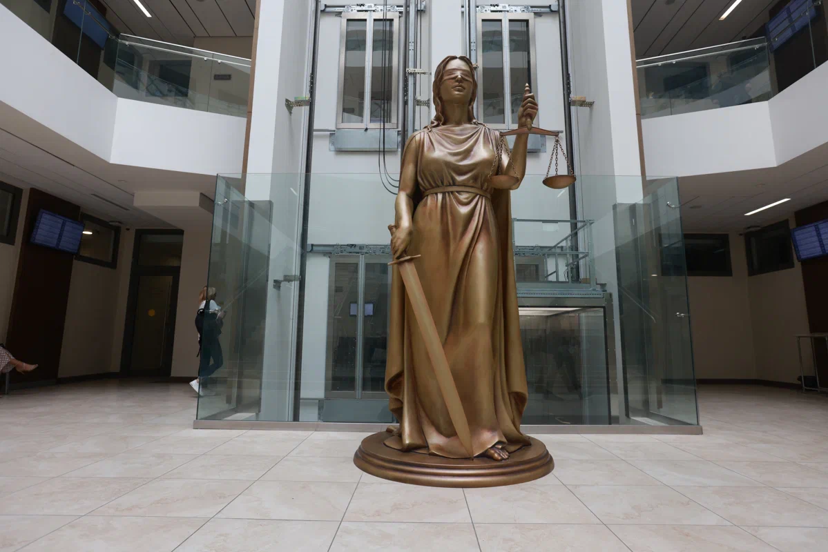 Тюменец проиграл суд организаторам «голой вечеринки»