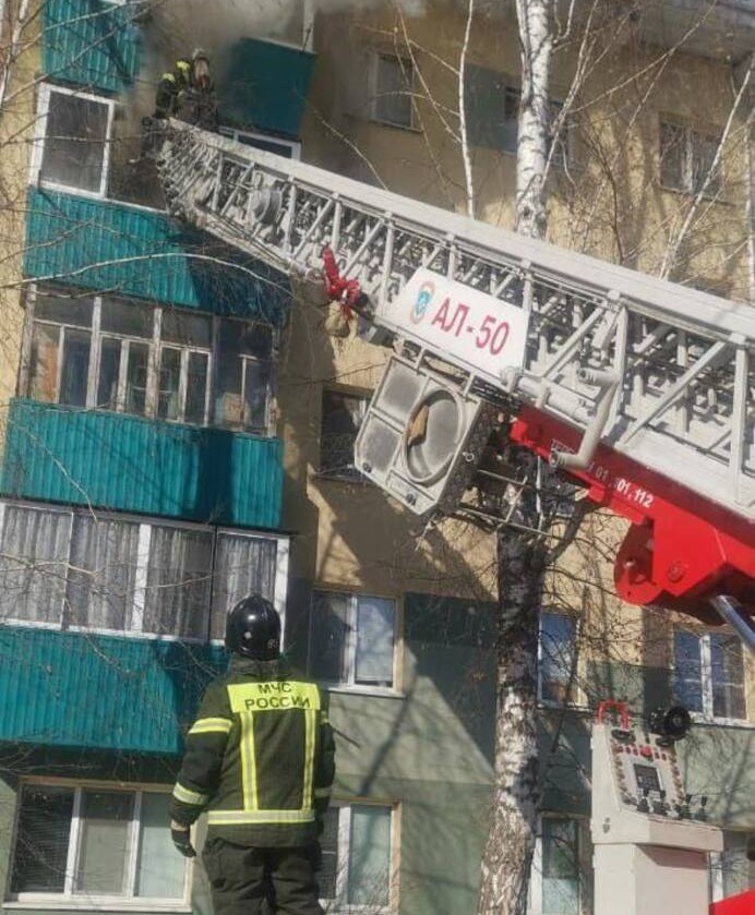 При пожаре в Альметьевске спасли мужчину