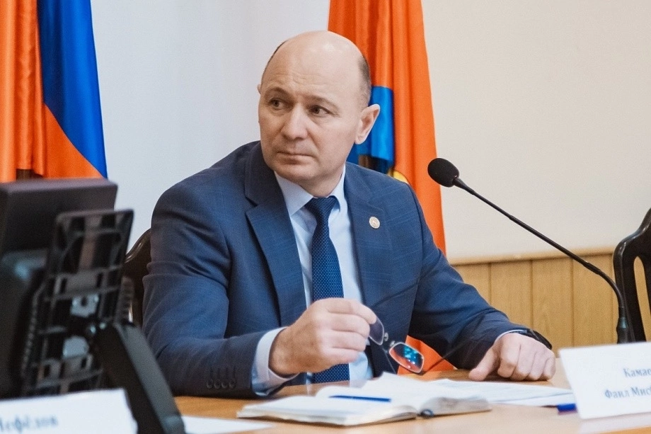 Главу Тукаевского района подозревают в получении взятки