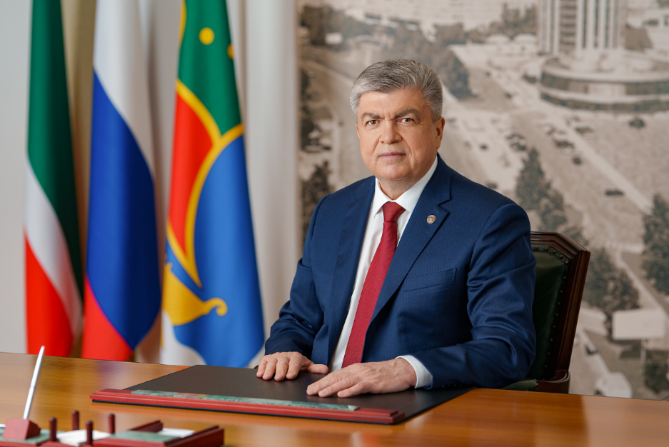 Указом Путина мэр Набережных Челнов награжден орденом Дружбы