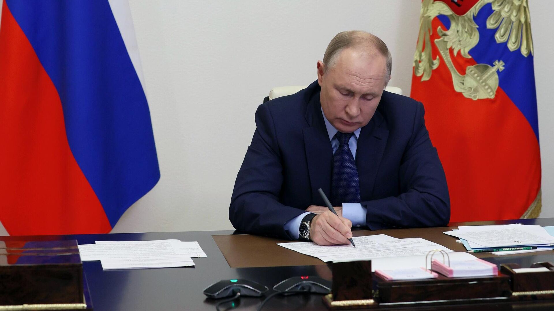 Путин подписал закон о создании единого госреестра адвокатов