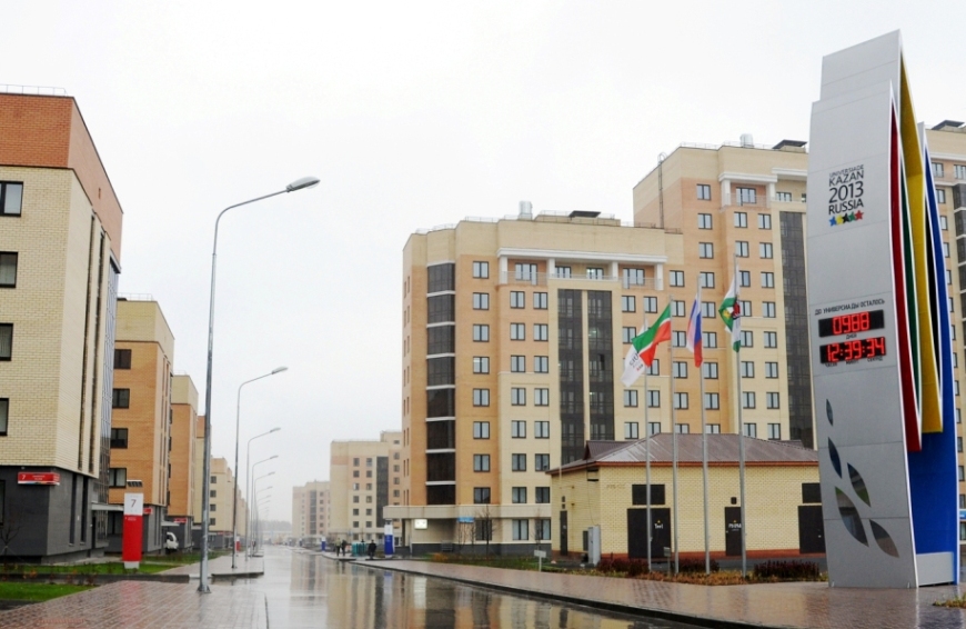 Водоканал начал устранять провал возле Деревни Универсиады в Казани