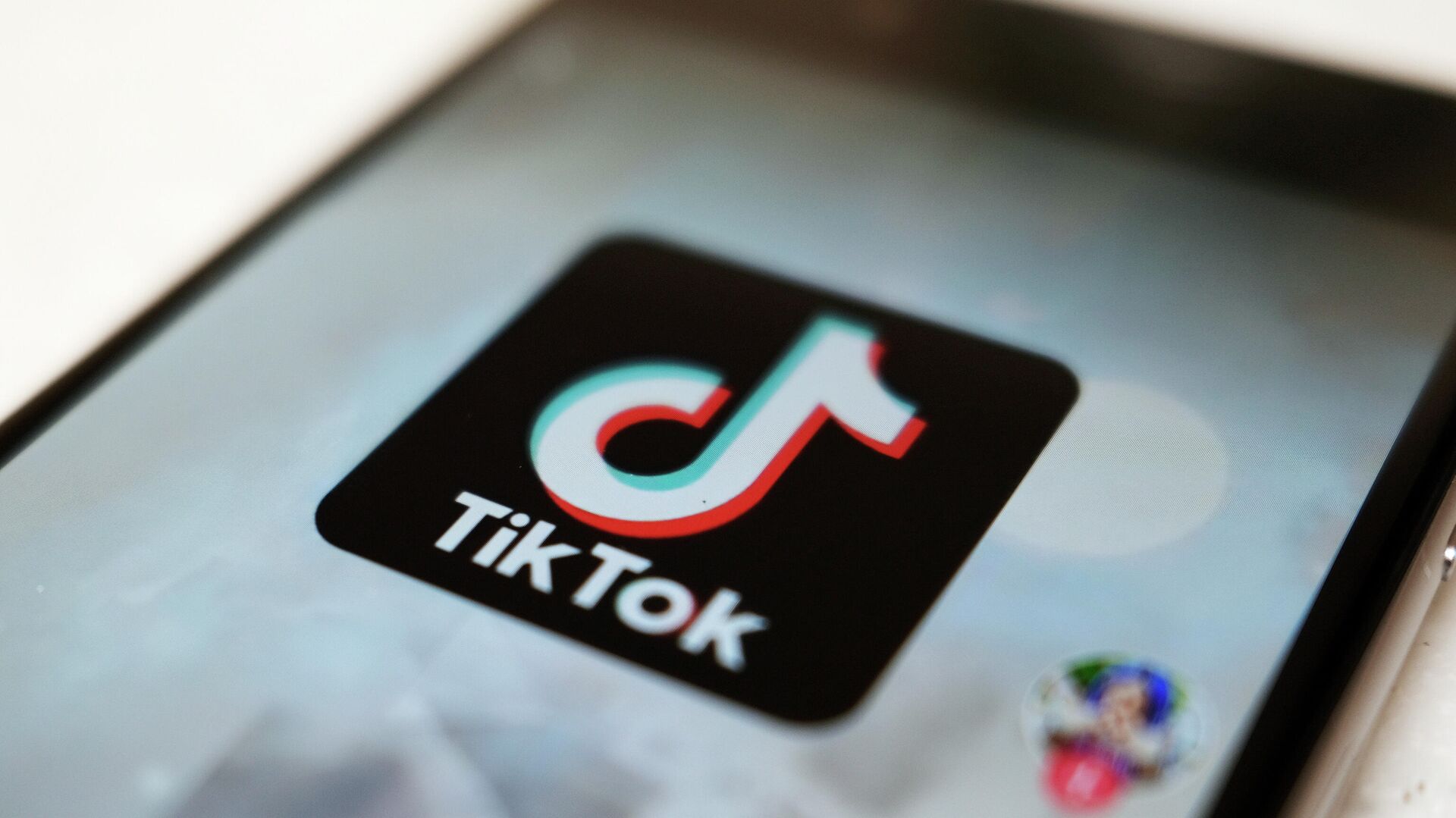 TikTok полностью заработал в России