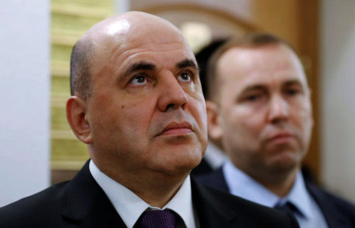 Мишустин поздравил Минниханова с Днем Победы