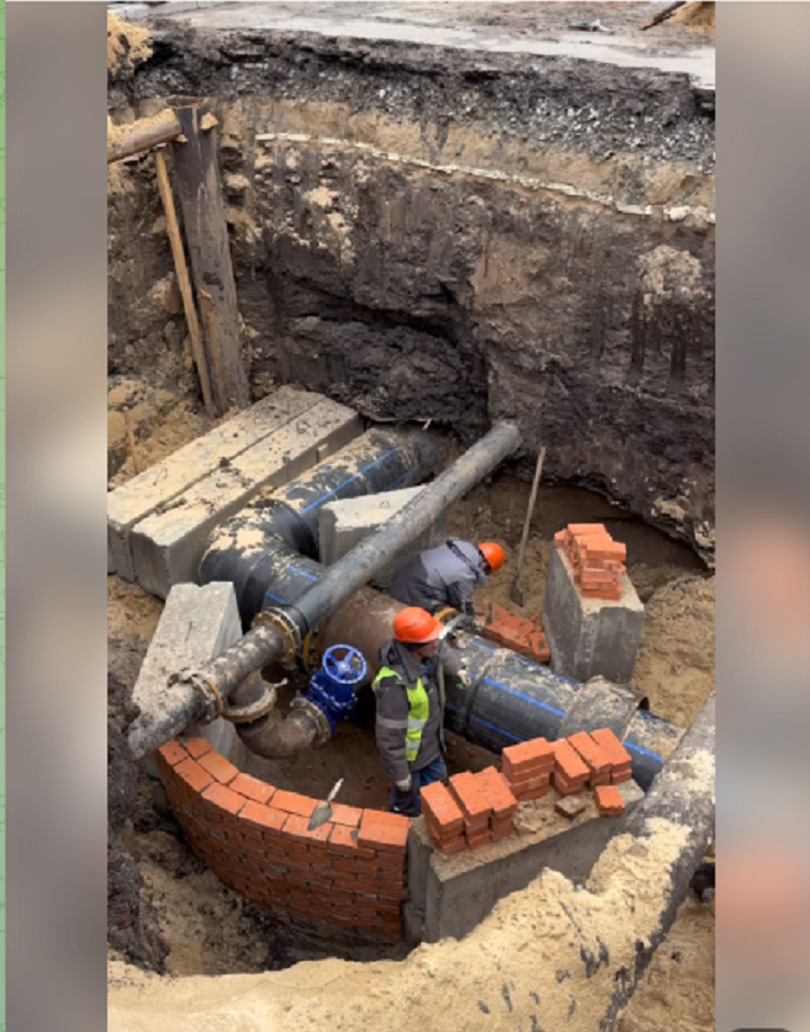 В Казани завершается реконструкция водопровода по улице Московской
