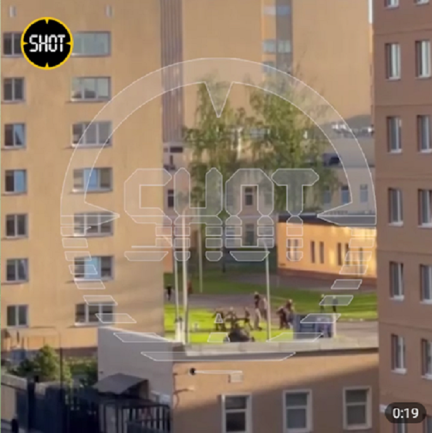 Во время взрыва в Военной академии связи в Петербурге пострадали 7 человек