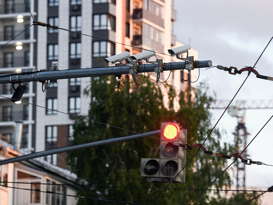 Камеры с ИИ в Казани зафиксировали 14 нарушений по перевозке сыпучих грузов