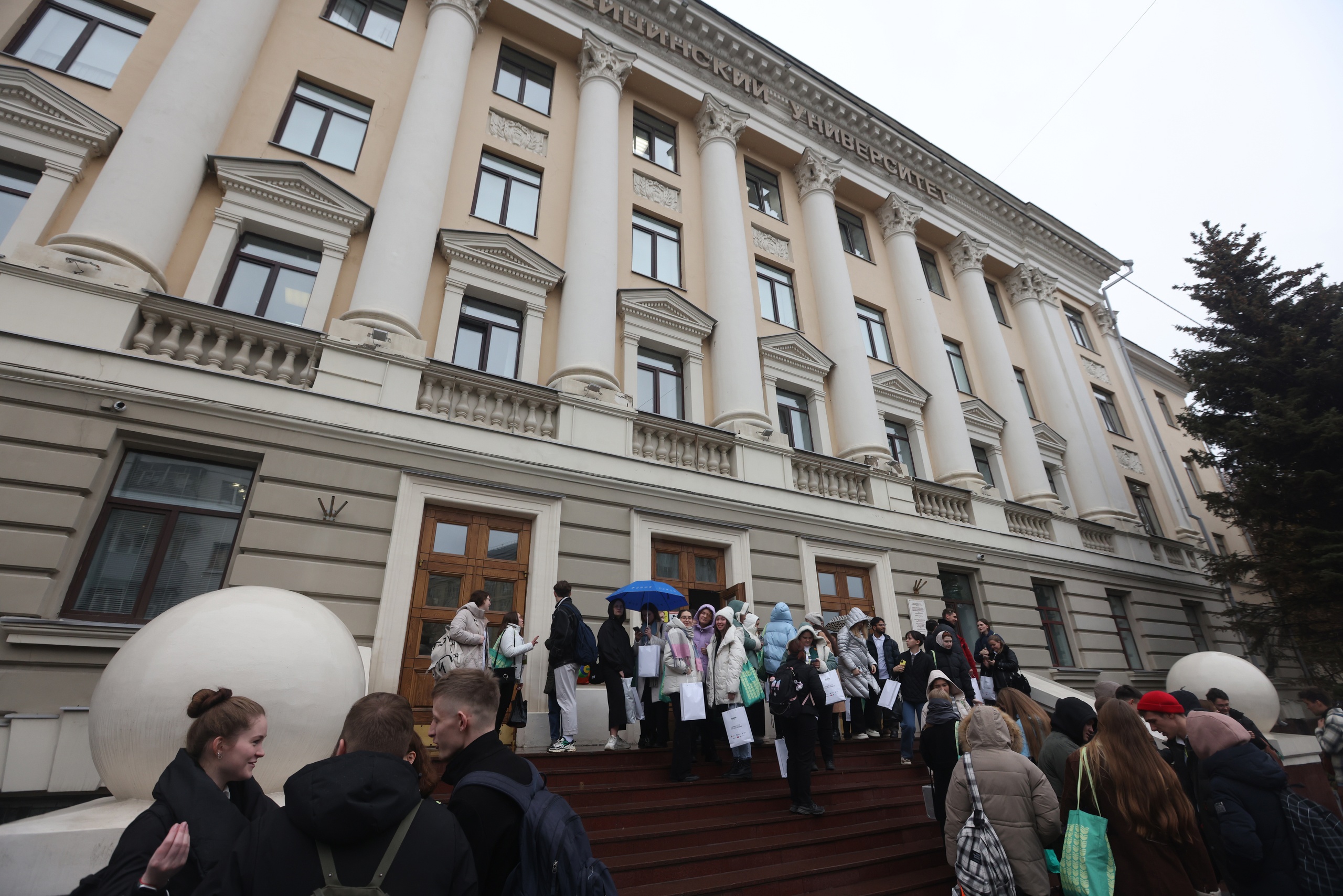 В Минобрнауки Татарстана напомнили о льготах при поступлении для детей военных