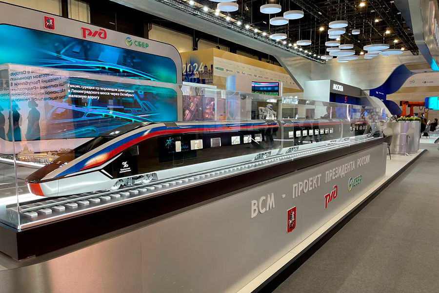 В Петербурге показали, как будет выглядеть поезд ВСМ до Казани