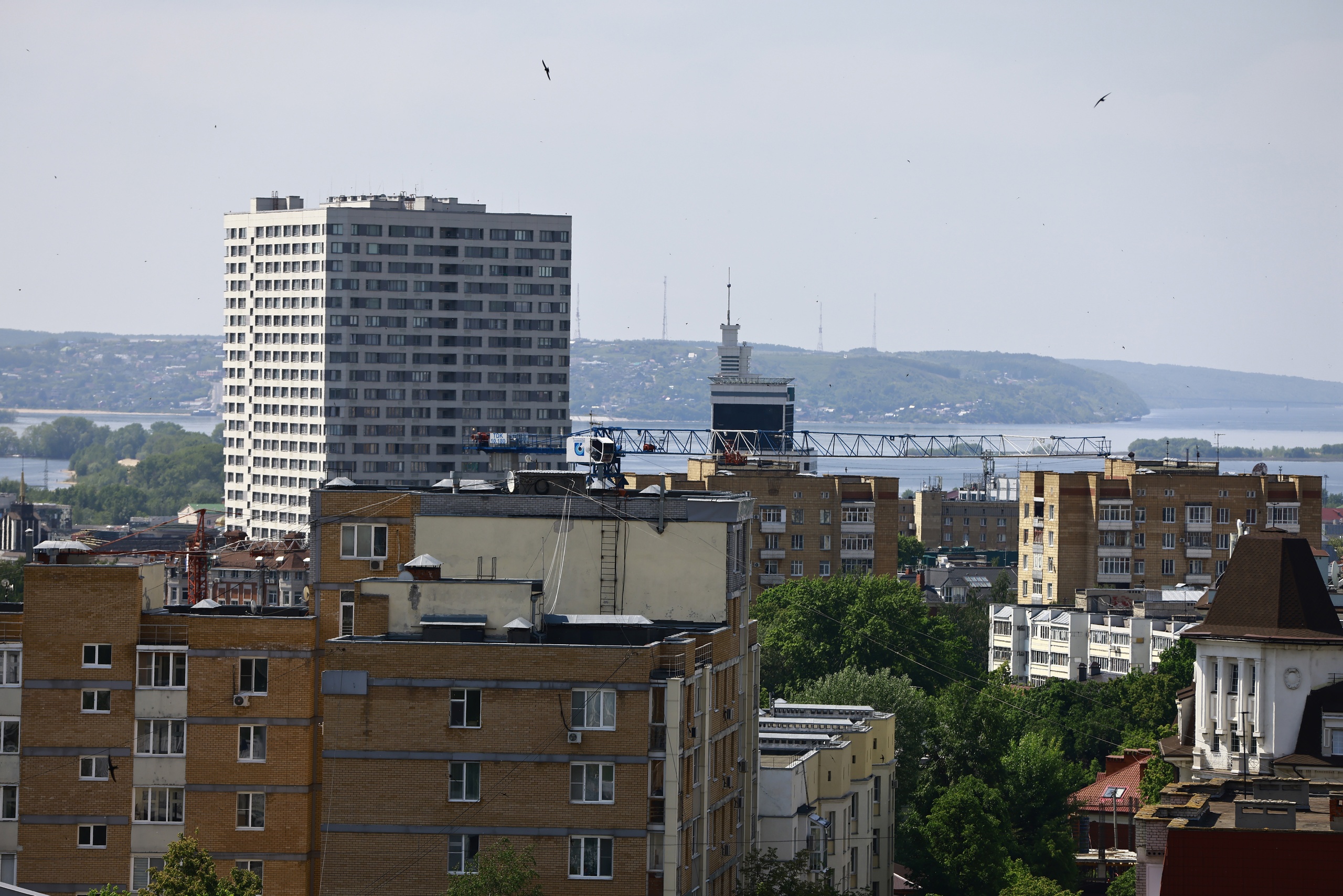 В трех казанских домах проводят ремонт по требованию жилинспекции