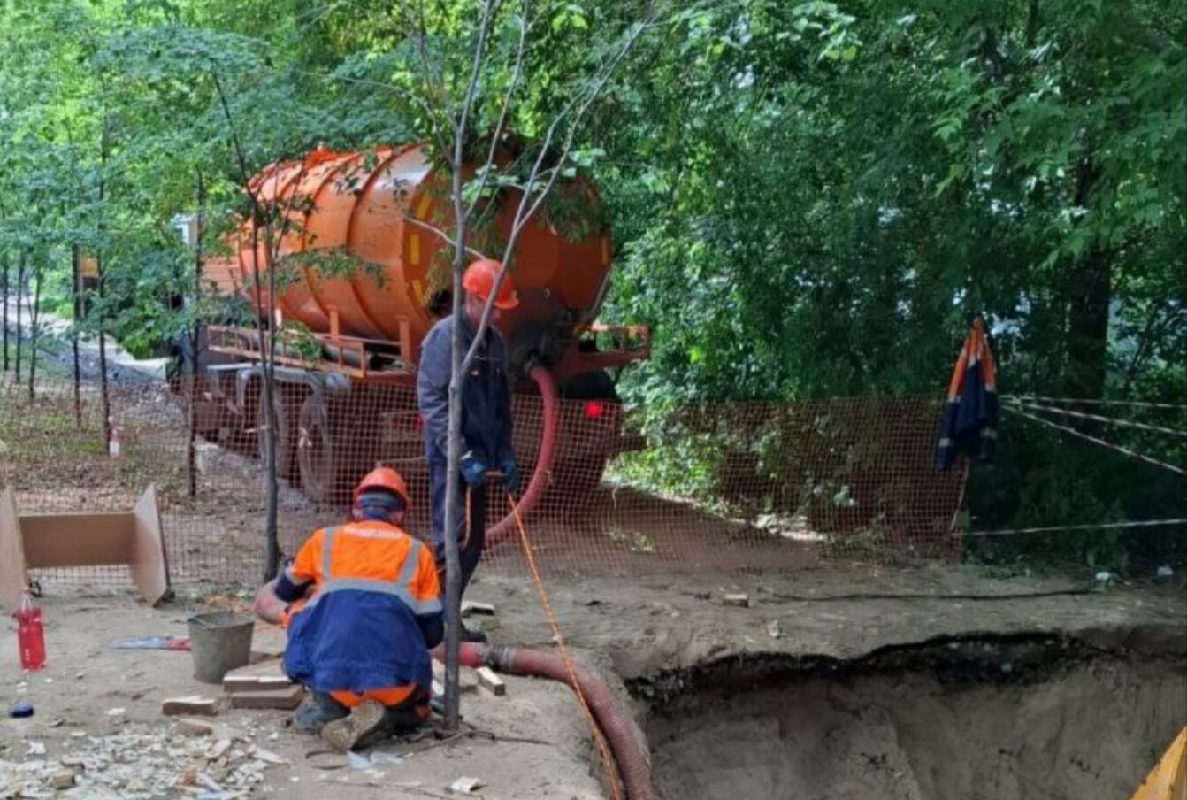 Два поселка Казани остались без воды на двое суток