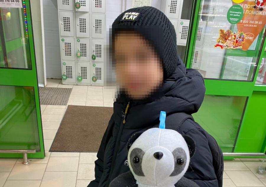 Сестра утонувшего в бассейне Татарстане мальчика провела проверку спорткомплекса