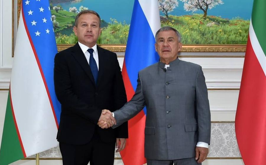 Минниханов в Узбекистане обсудил совместные проекты с хокимом Навойской области