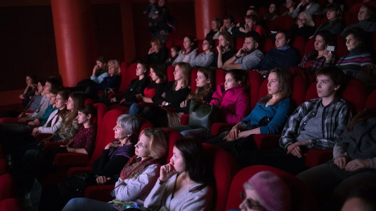 Человек-паук и Гарри Поттер – главные кинокумиры молодежи в России