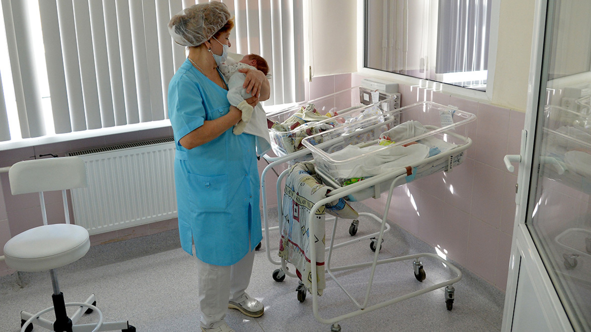 Рождаемость в Татарстане за первые четыре месяца упала на 4,4 процента