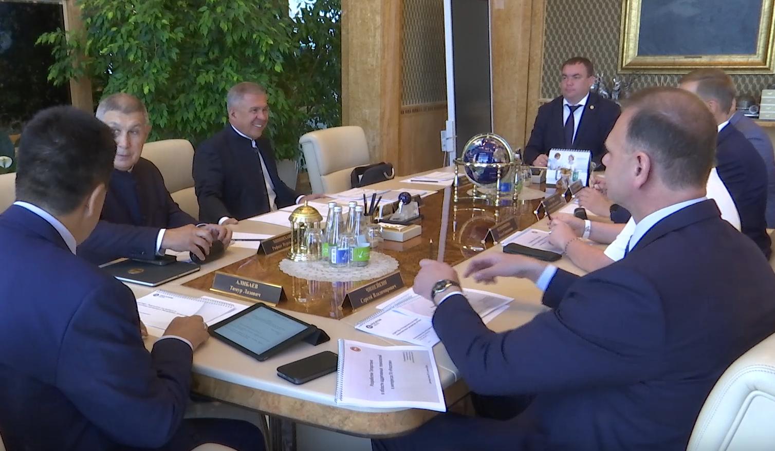 Минниханов обсудил технологии с руководством научно-технического блока Росатома