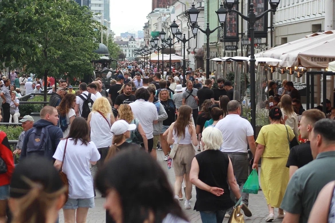 Численность населения Земли достигнет пика в 10,3 млрд человек