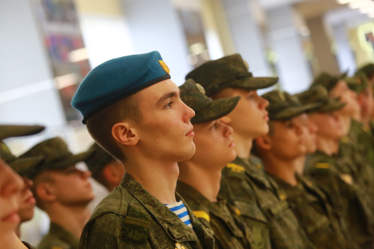 За время весеннего призыва в российские войска набрали 150 тысяч человек