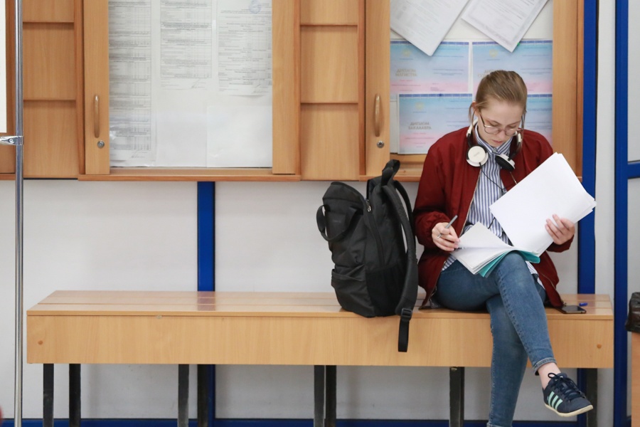 Количество студенток с детьми до трех лет в российских вузах достигло 18 тысяч