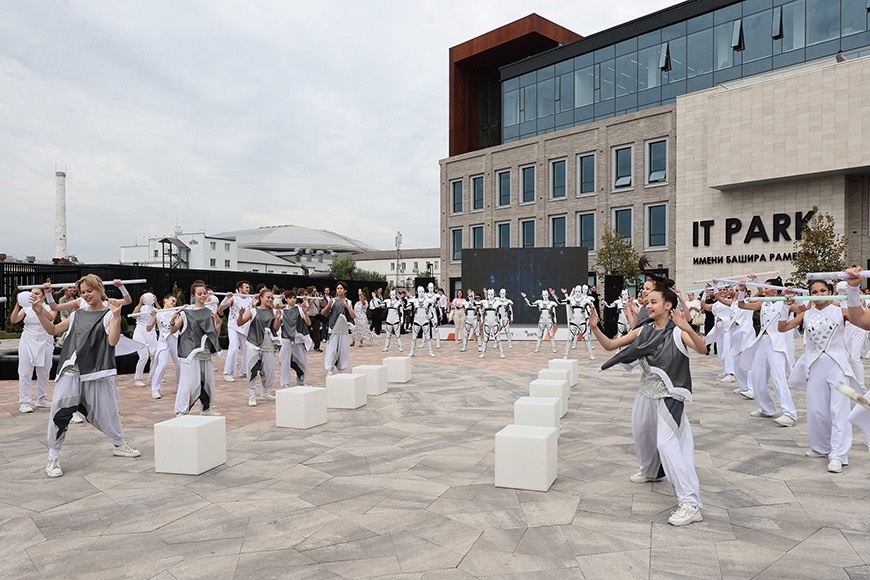 Казанцев приглашают поучаствовать в турнире по Just Dance