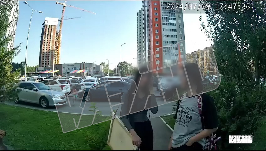 На служебной машине МВД в Казани сбили ребенка