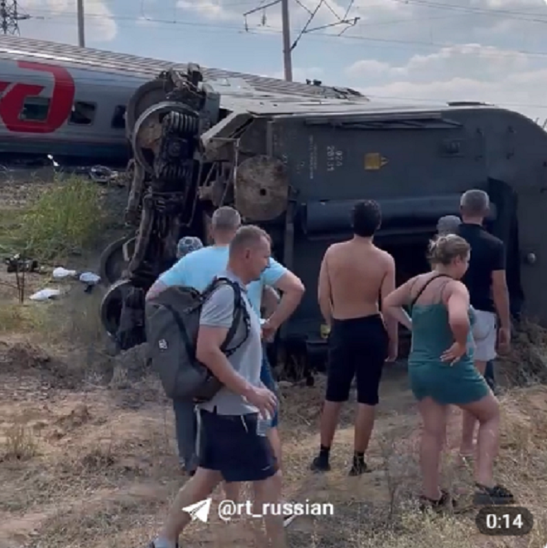 Облздрав: «В ДТП с поездом из Казани и грузовиком пострадали 52 человека»