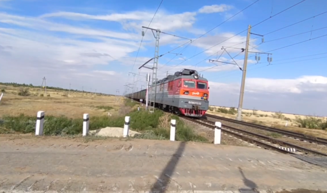 Восстановлено движение поездов под Волгоградом после ДТП