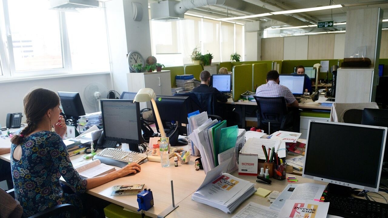 Через 5 лет в России полмиллиона начальников окажутся ненужными