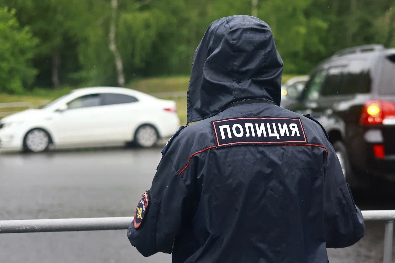 Студент в Казани отдал уличному попрошайке 243 тысячи рублей