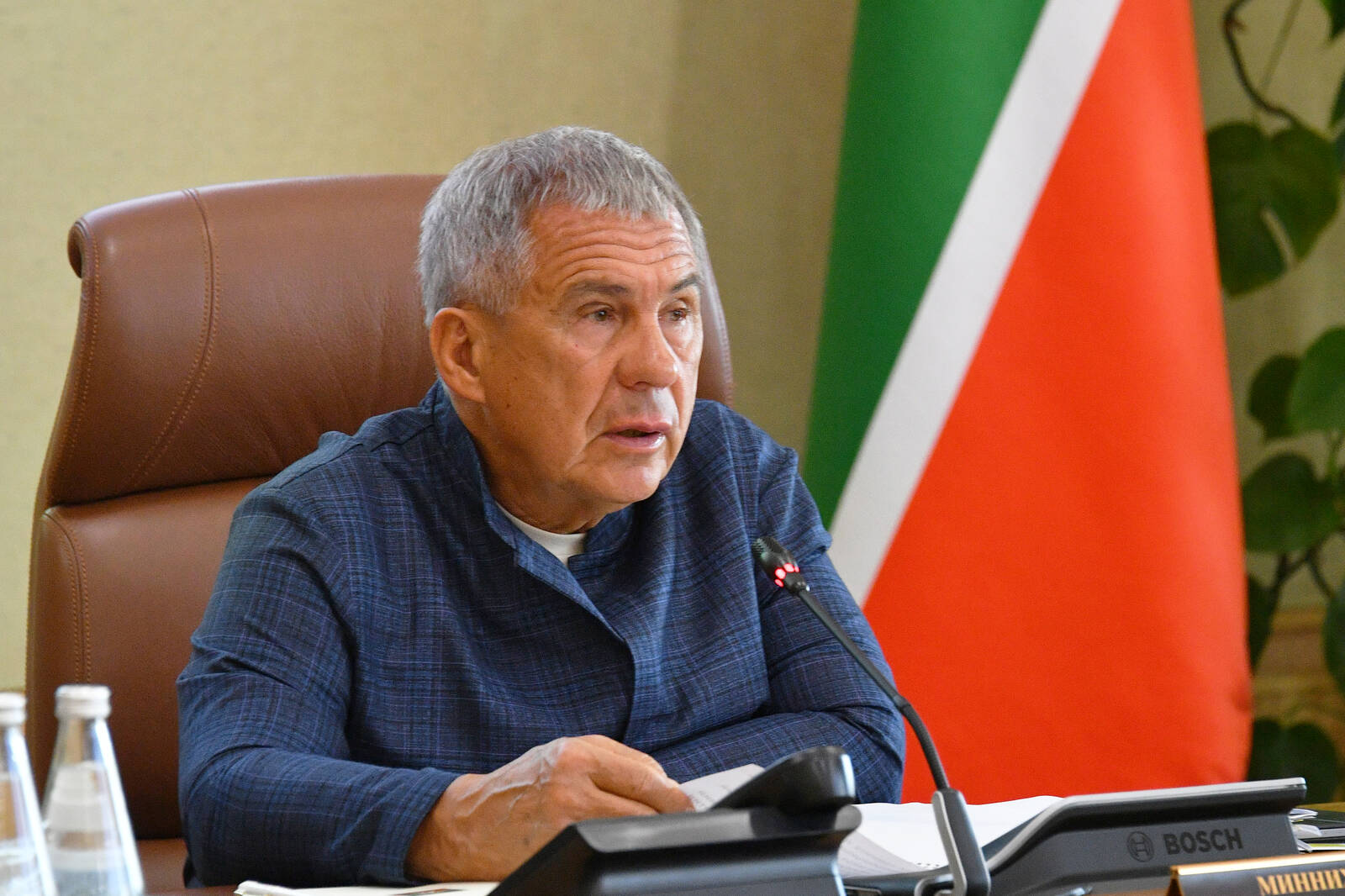 Минниханову рассказали об усилении мер безопасности перед саммитом БРИКС