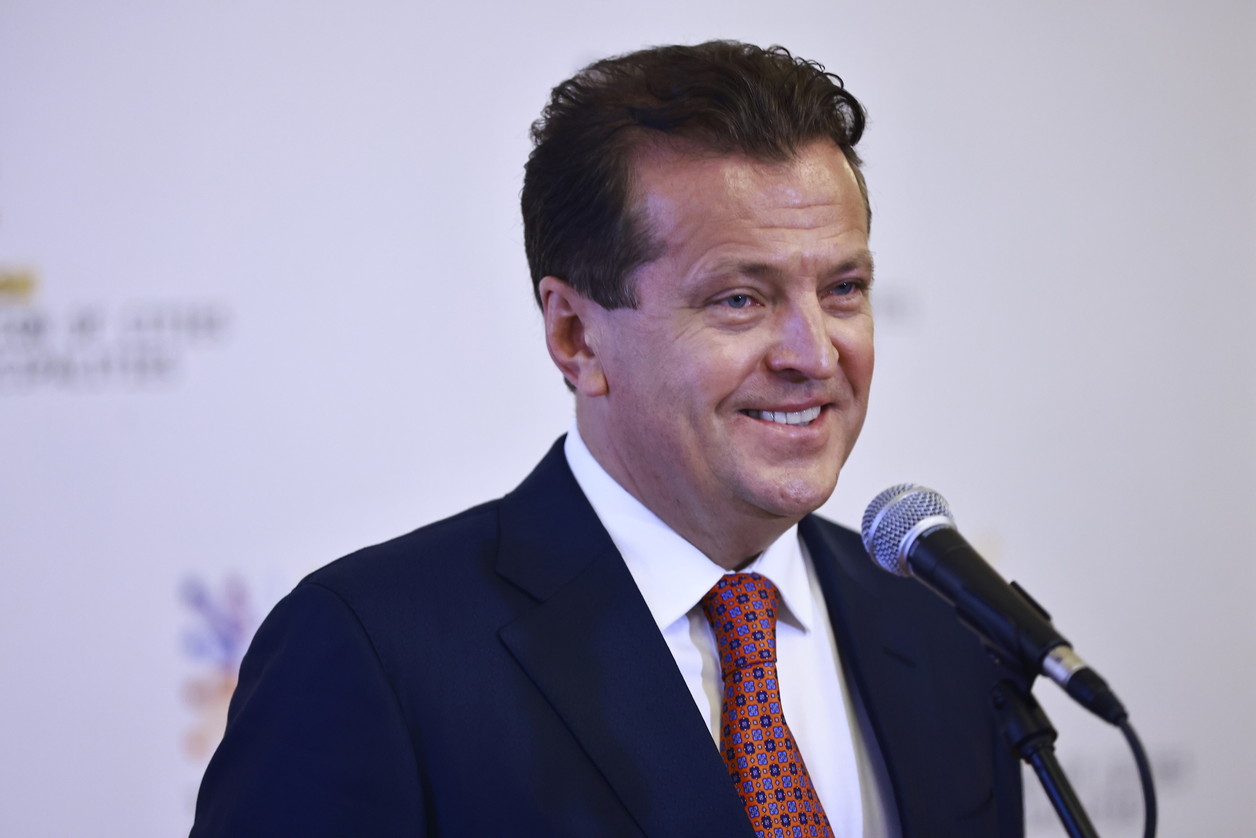 Метшин отметил высокий темп строительства казанских школ