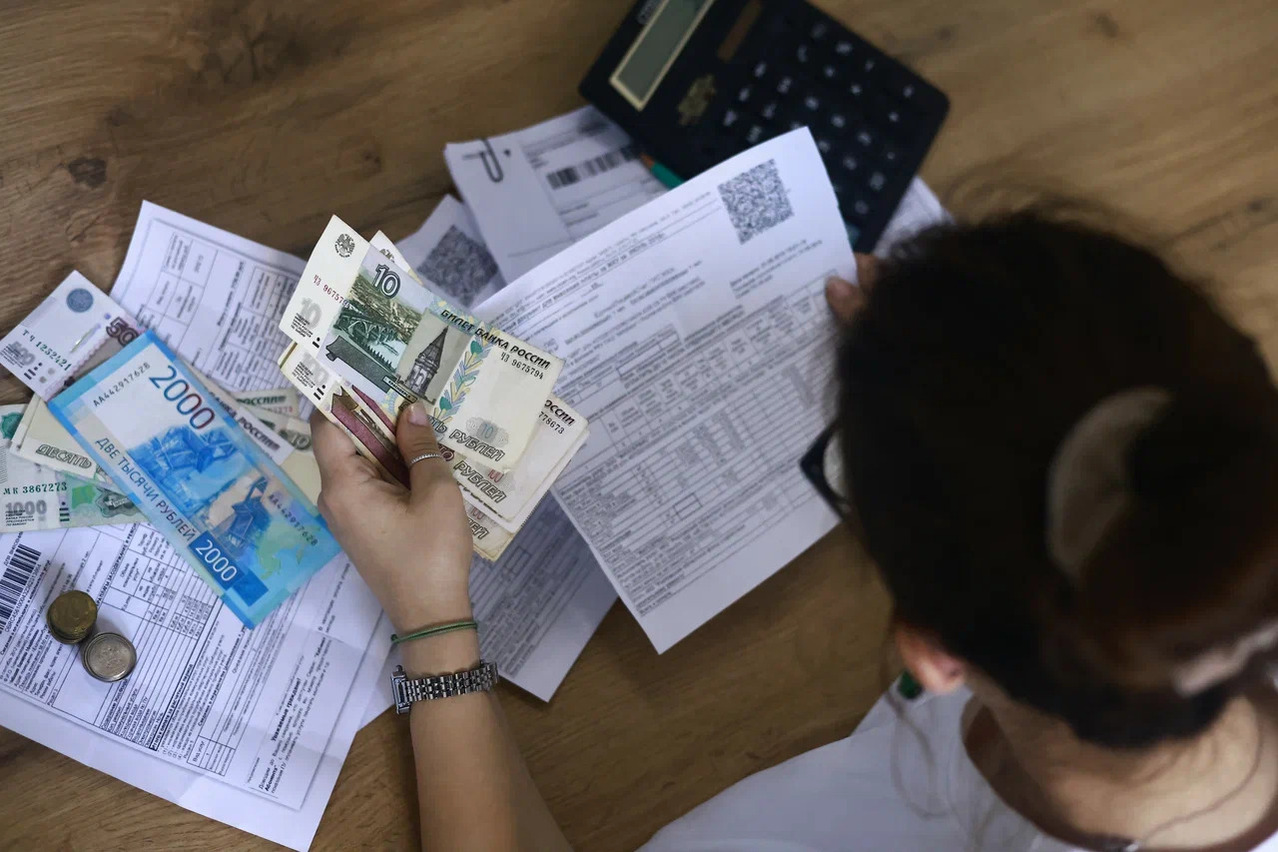 Эксперт Бондарь объяснил, по каким пунктам в платежках за ЖКУ чаще обманывают