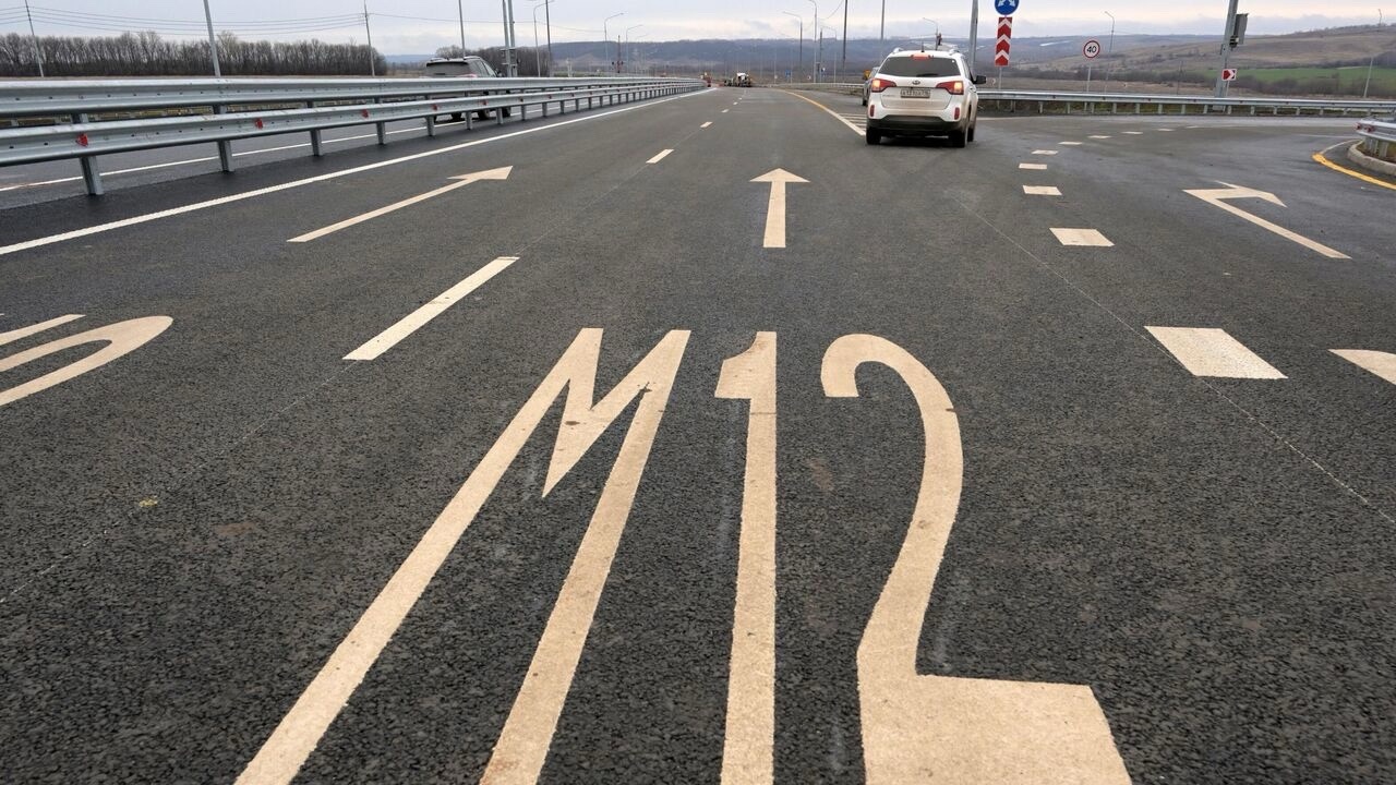 Водителям с нечитаемыми номерами хотят запретить заправляться на М-12